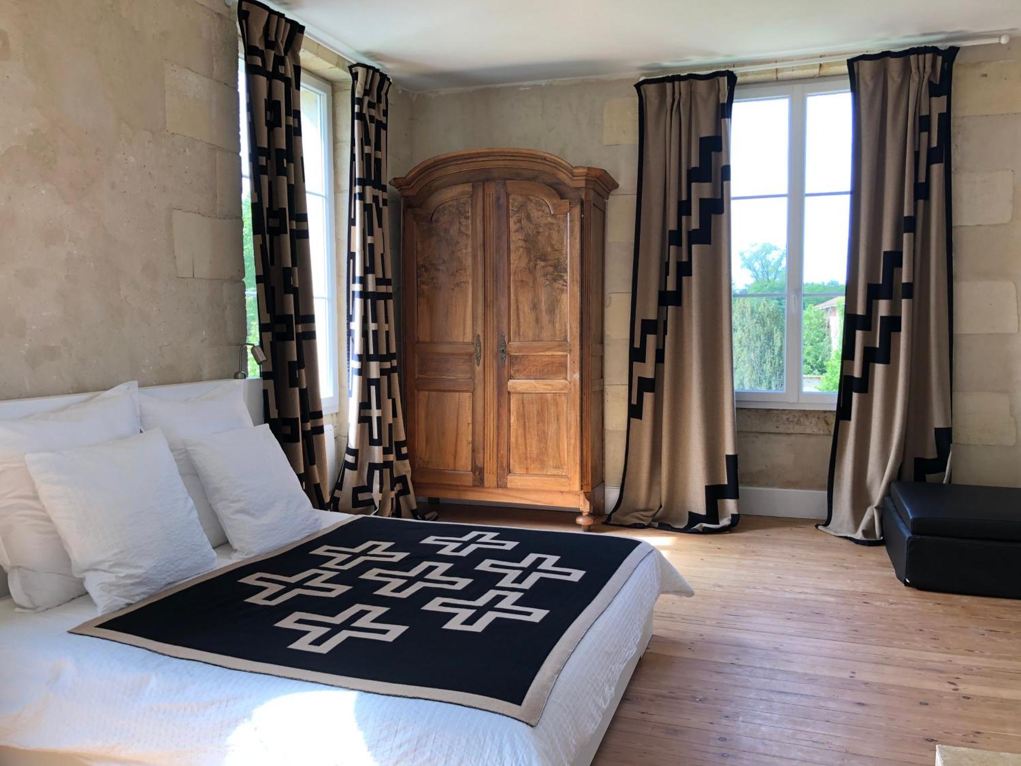 Chateau Bernon Maison D Hotes - Piscine Et Spa Queyrac Exteriör bild