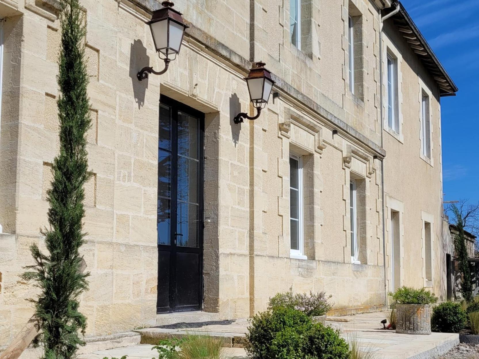Chateau Bernon Maison D Hotes - Piscine Et Spa Queyrac Exteriör bild